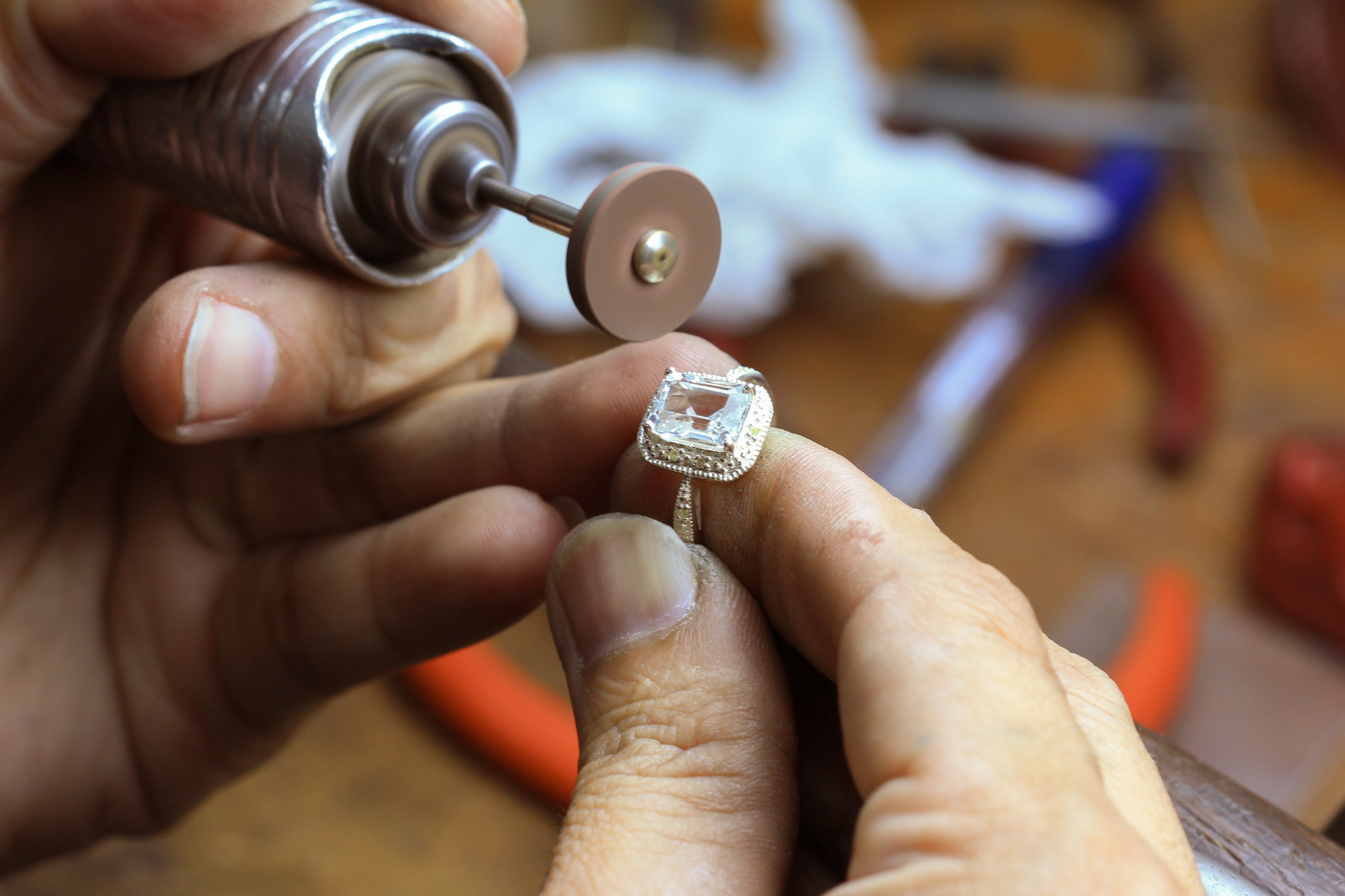 Crafted with Excellence: Fine Jewellery with Canadian Artisans